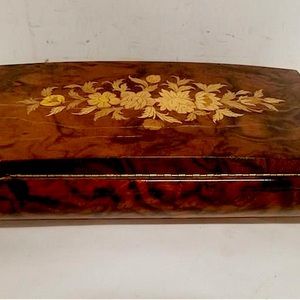 Reuge Vintage Swiss Music Box